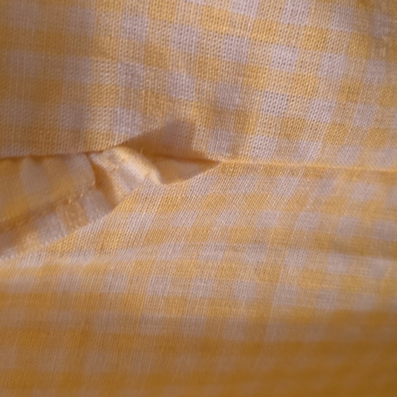CROFT & BARROW WOMENS YELOW & WHITE GINGHAM TOP WITH RUFFLED SLEEVES SIZE LARGE - Picture 8 of 16